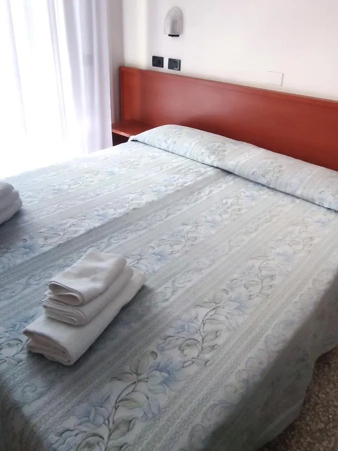 Hotel Ardesia Rimini 3*,